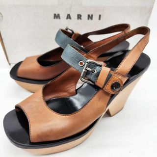 Marni - マルニ 厚底サンダル 36 23cm 春夏 ベルト調節可 ロゴ 刻印 ウッド