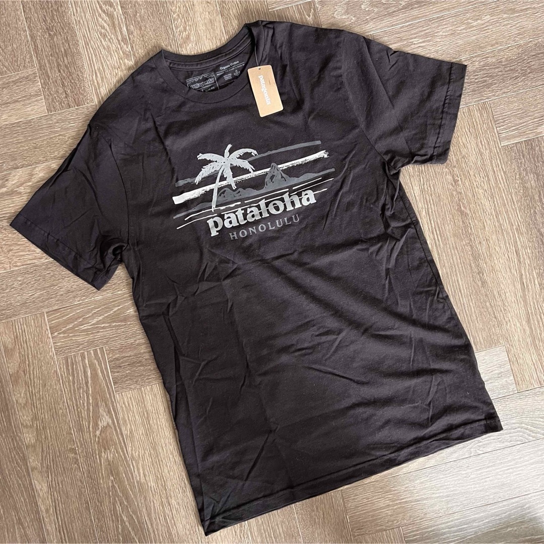 patagonia(パタゴニア)のPatagonia パタゴニア pataloha パタロハ 黒　Tシャツ メンズのトップス(Tシャツ/カットソー(半袖/袖なし))の商品写真