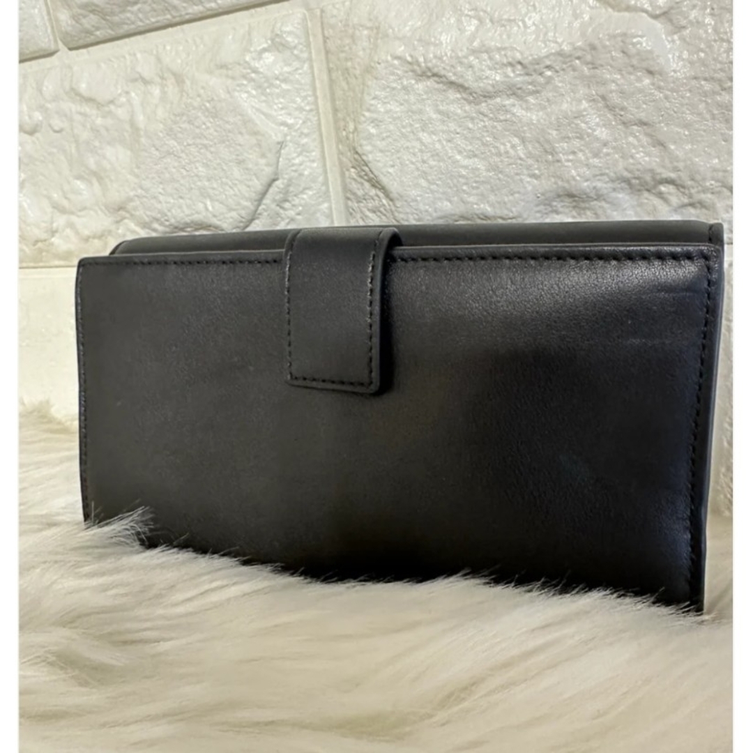FENDI(フェンディ)のフェンディ ピーカブー コンチネンタルウォレット 長財布 ブラック ゴールド金具 レディースのファッション小物(財布)の商品写真