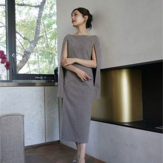 アニュアンス(ánuans)のlaubeblanc Narrow line Cape Dress M(ロングワンピース/マキシワンピース)