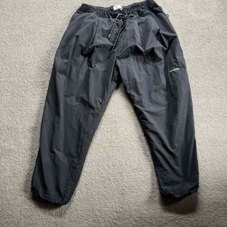 【L 】ALOUND TWOTUCK TAPERED NYLON PANTS (その他)