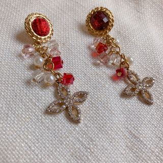 ピアス(ピアス)