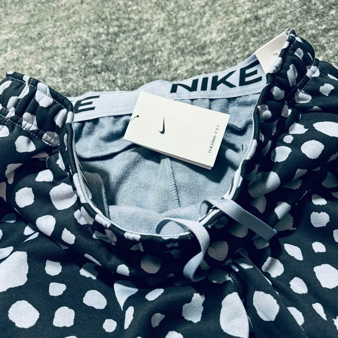 NIKE(ナイキ)の新品 ナイキ 上下セットアップ Lsize スウェット 裏起毛 黒 刺繍 メンズのパンツ(その他)の商品写真