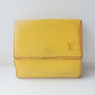 ルイヴィトン(LOUIS VUITTON)のLOUIS VUITTON(ルイヴィトン) Wホック財布 エピ ポルトモネビエカルトクレディ M63489 ジョーヌ ■外側　⇒　レザー（LVロゴの刻印入り） ■内側　⇒　クロスグレインレザー(財布)