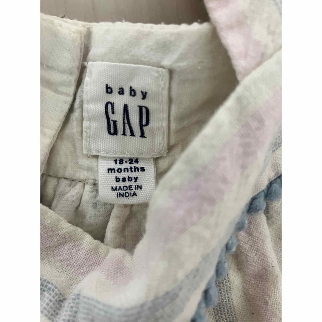 babyGAP(ベビーギャップ)のベビーギャップ　ロンパース　サイズ90 キッズ/ベビー/マタニティのベビー服(~85cm)(ロンパース)の商品写真