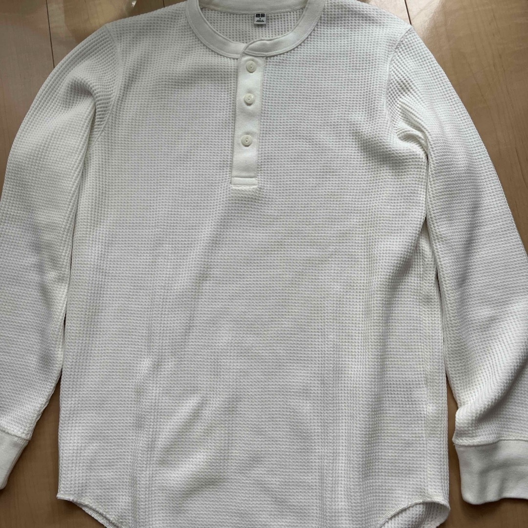 UNIQLO - ワッフルヘンリーネックTシャツの通販 by タカ's shop UNIQLO - ワッフルヘンリーネックTシャツの通販 by タカ's shop