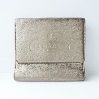 プラダ(PRADA)のPRADA(プラダ) 3つ折り財布 - ゴールド レザー(財布)