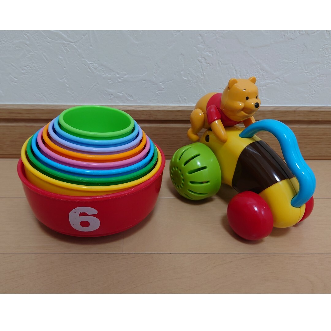 くまのプーさん(クマノプーサン)のくまのプーさん　カラフルカップ キッズ/ベビー/マタニティのおもちゃ(電車のおもちゃ/車)の商品写真