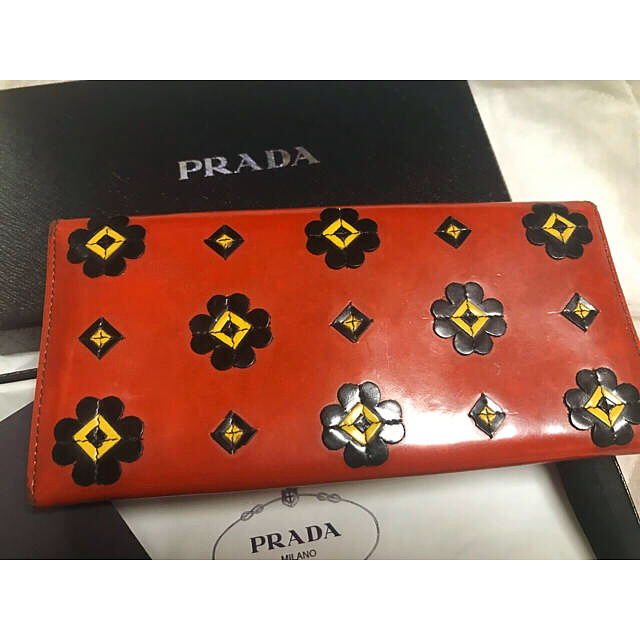 PRADA(プラダ)のpeak様専用ページ レディースのファッション小物(財布)の商品写真