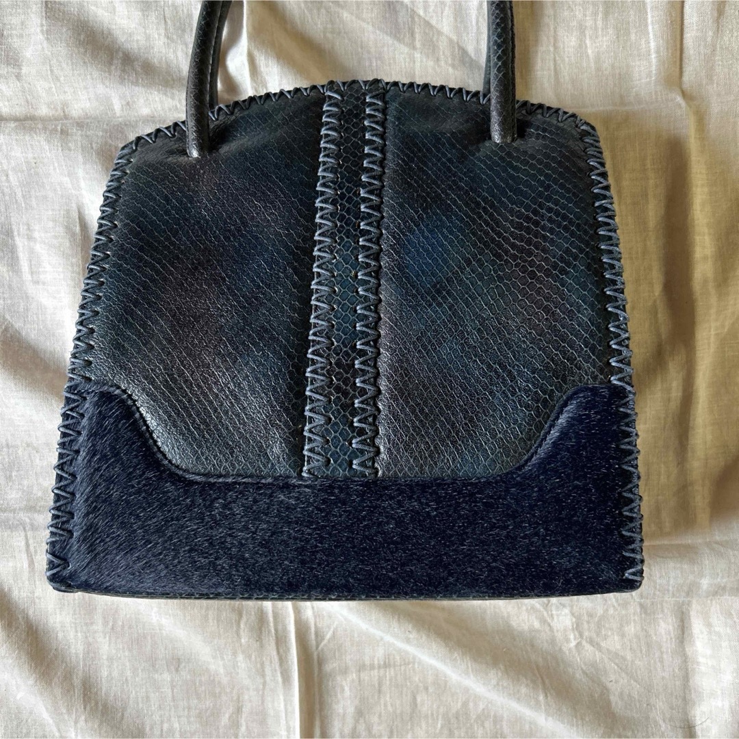 ANNA SUIハラコ　バンドバッグ レディースのバッグ(ハンドバッグ)の商品写真