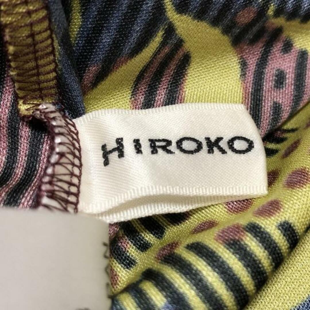 HIROKO KOSHINO(ヒロココシノ)のHIROKO KOSHINO(ヒロココシノ) ワンピース サイズ38 M レディース - ネイビー×ボルドー×マルチ クルーネック/半袖/ロング レディースのワンピース(その他)の商品写真