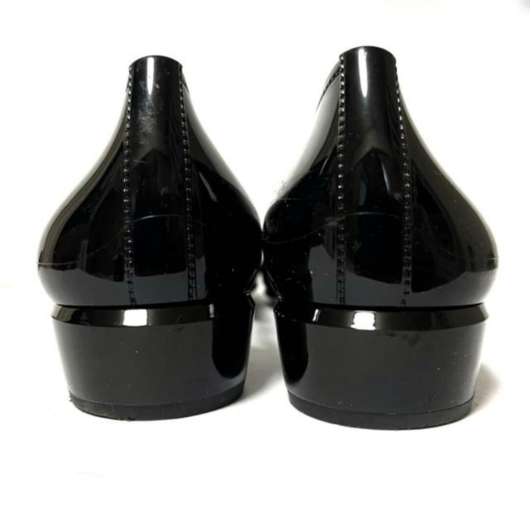 Salvatore Ferragamo(サルヴァトーレフェラガモ)のSalvatoreFerragamo(サルバトーレフェラガモ) フラットシューズ 9 レディース - 黒 ヴァラ ラバー レディースの靴/シューズ(その他)の商品写真