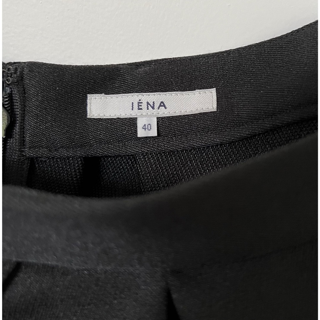 IENA(イエナ)のIENA タックフレアスカート レディースのスカート(ひざ丈スカート)の商品写真