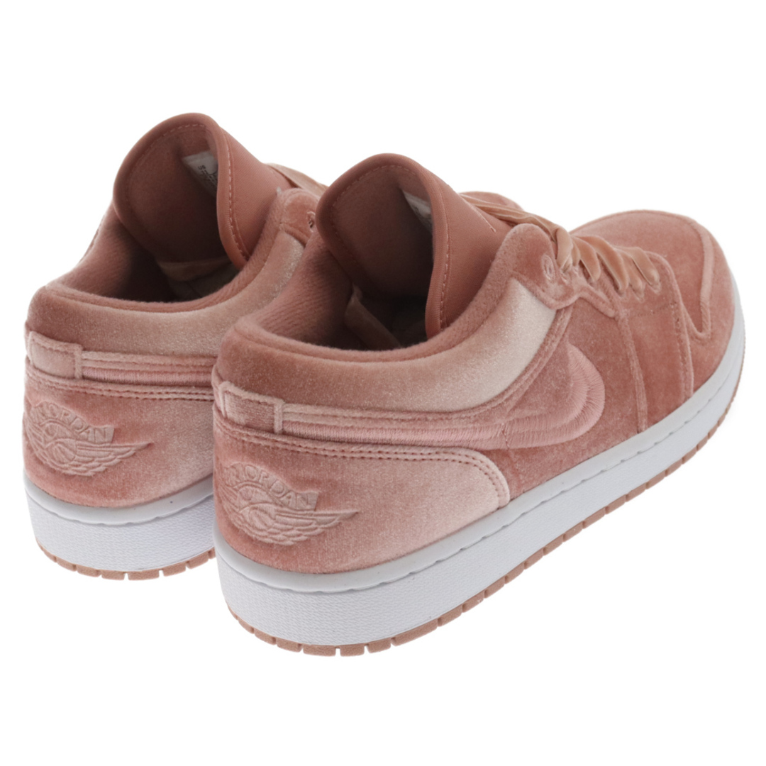 NIKE(ナイキ)のNIKE ナイキ WMNS AIR JORDAN 1 LOW SE PINK VELVET ウィメンズ エア ジョーダン 1 ピンクベルベット ローカットスニーカー US11/28cm DQ8396-600 メンズの靴/シューズ(スニーカー)の商品写真