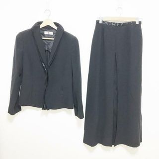 ヒロココシノ(HIROKO KOSHINO)のHIROKO KOSHINO(ヒロココシノ) スカートセットアップ レディース美品  黒 肩パッド(セット/コーデ)