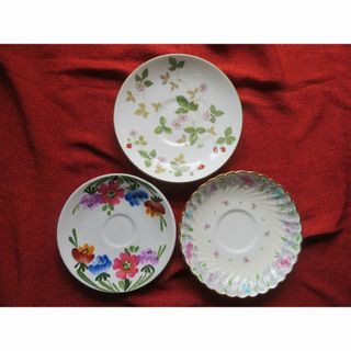 ウェッジウッド(WEDGWOOD)のウエッジウッド、リチャードジノリ、ミントンのソーサー計3点(陶芸)