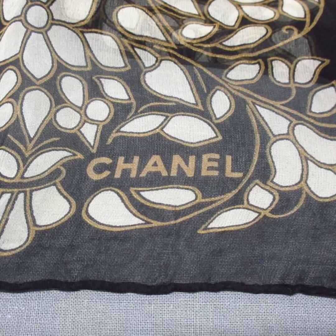 CHANEL(シャネル)のCHANEL(シャネル) スカーフ 黒×白×ベージュ 花柄/ココマーク/シースルー レディースのファッション小物(バンダナ/スカーフ)の商品写真