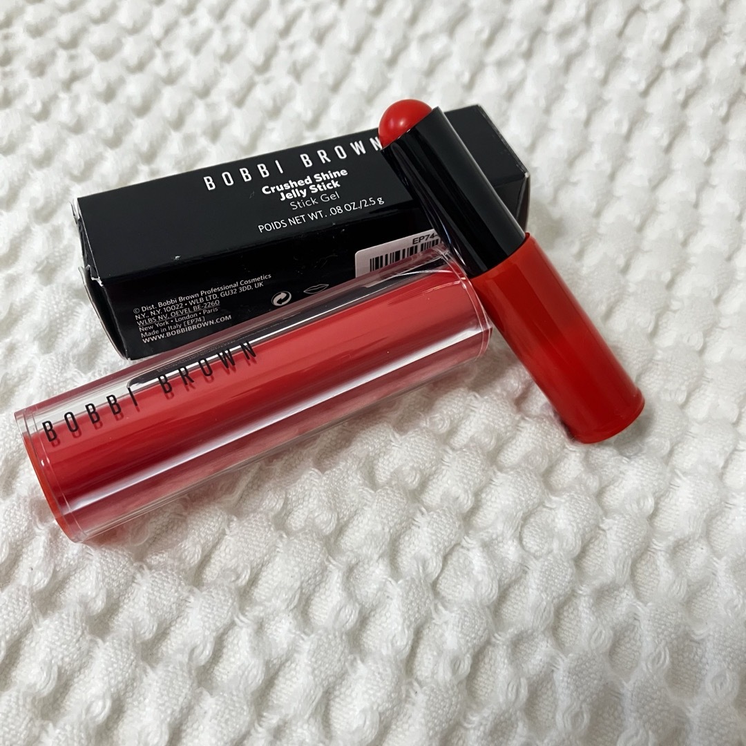 BOBBI BROWN(ボビイブラウン)の新品　ボビーブラウン　BOBBI BROWN  リップ　口紅　パパイヤ　05 コスメ/美容のベースメイク/化粧品(口紅)の商品写真