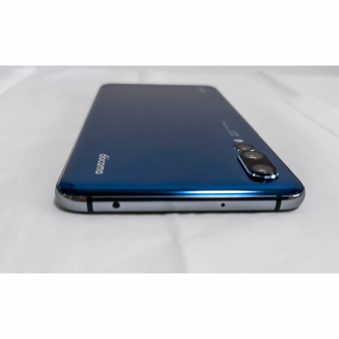 HUAWEI(ファーウェイ)のHuawei P20 Pro SIMフリー+spigenケース セット スマホ/家電/カメラのスマートフォン/携帯電話(スマートフォン本体)の商品写真