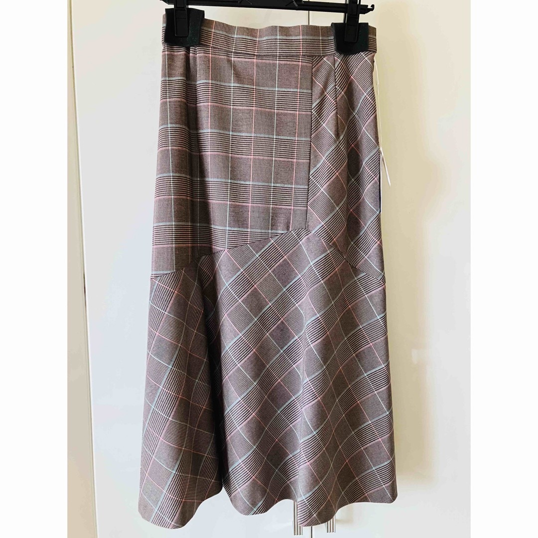 PINOLE(ピノーレ)のPINORE スカート レディースのスカート(ロングスカート)の商品写真