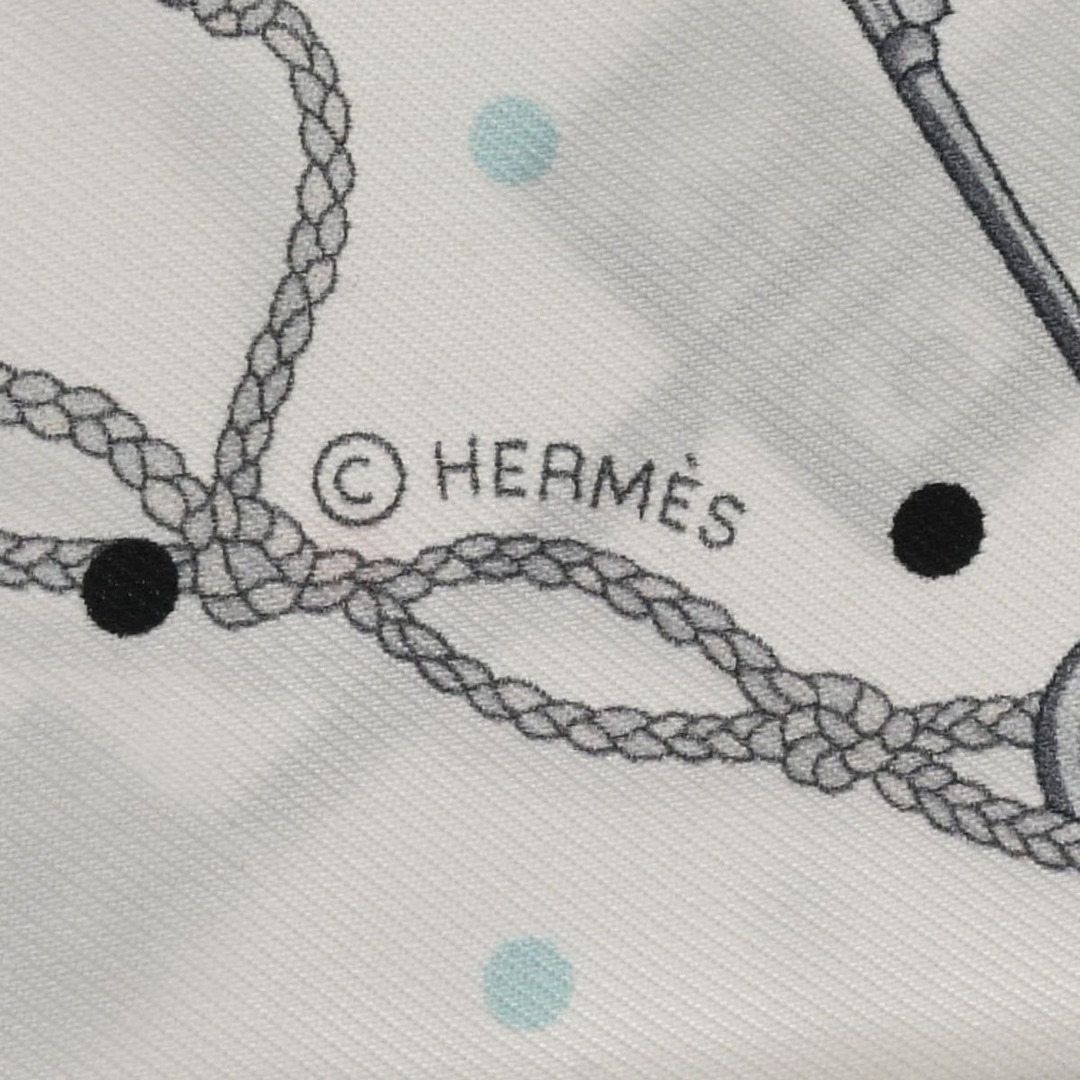 Hermes(エルメス)のエルメス  ツイリー LES CLES A POIS スカーフ 白 レディースのファッション小物(バンダナ/スカーフ)の商品写真