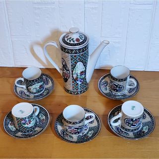 アリタヤキ(有田焼)の高峰窯　茶器　山水花鳥　 古伊万里文様　カップ＆ソーサー&ティーポット　有田焼(食器)