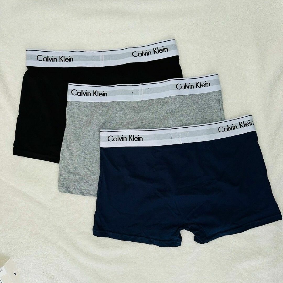 Calvin Klein(カルバンクライン)のカルバンクライン ボクサーパンツ Lサイズ ブラック 3色 3枚セット メンズのアンダーウェア(ボクサーパンツ)の商品写真