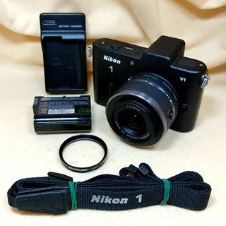 Nikon - ミラーレス一眼カメラ Nikon 1 V1 標準ズームレンズ ブラック