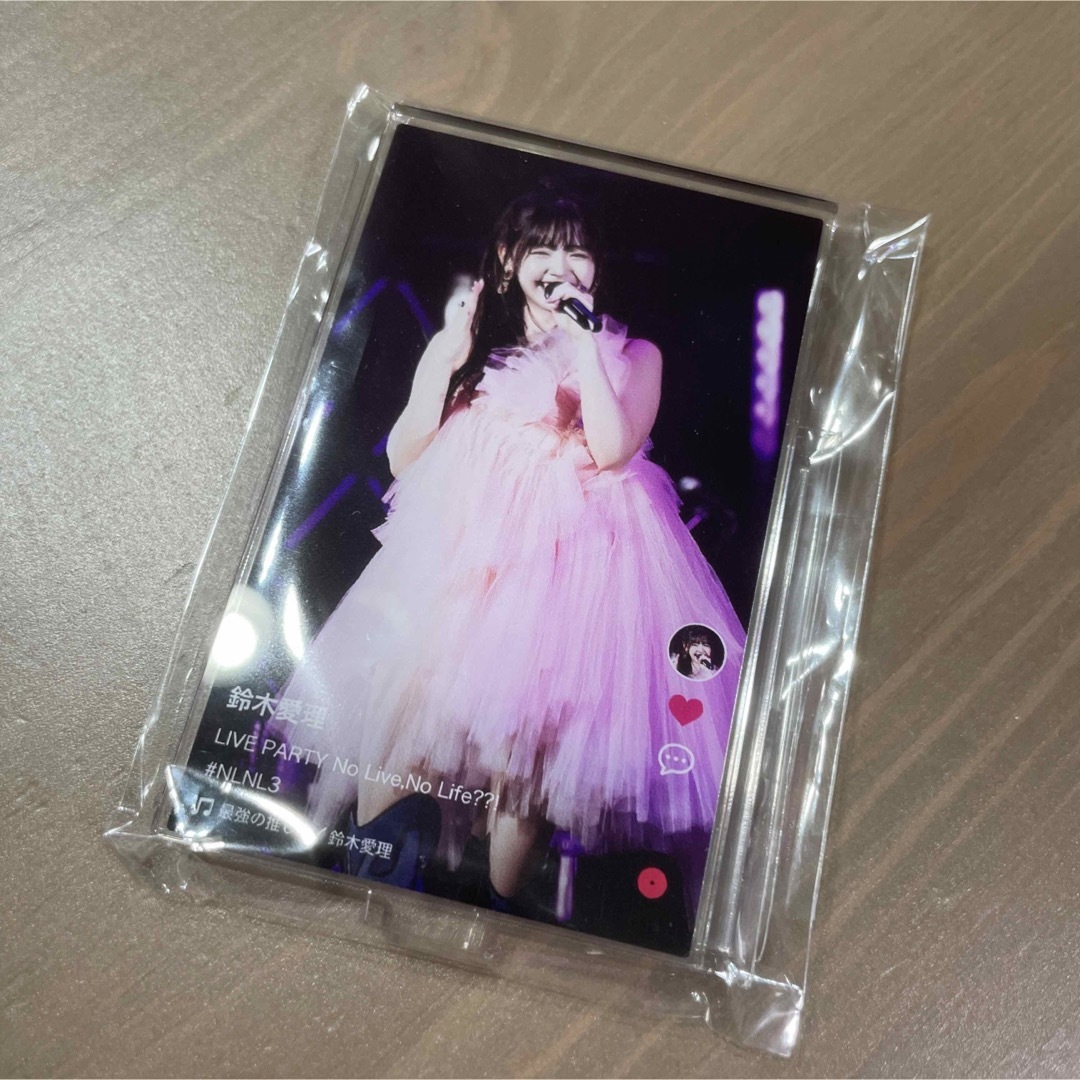 鈴木愛理 ラッフルくじ アクスタA エンタメ/ホビーのタレントグッズ(アイドルグッズ)の商品写真