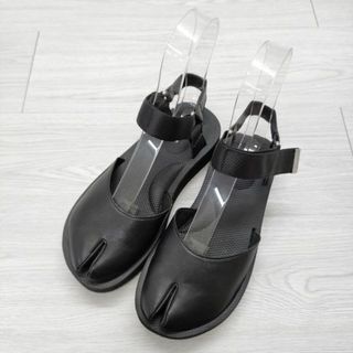 スイコック(suicoke)のSUICOKE BEAUTY&YOUTH別注 タビサンダル 足袋 定価17600円 アンクルベルト サンダル ブラック レディース スイコック【中古】4-0410S◎(サンダル)