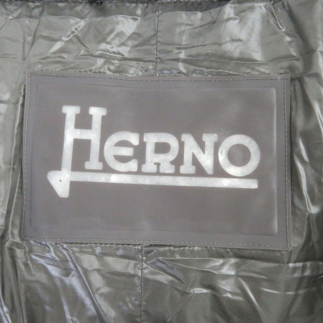 HERNO(ヘルノ)の良品□Herno ヘルノ PI0029D スタンドカラー スナップボタン ダウンコート ダウンジャケット グレー系 42 レディース 寒い時期に◎ レディースのジャケット/アウター(ダウンジャケット)の商品写真