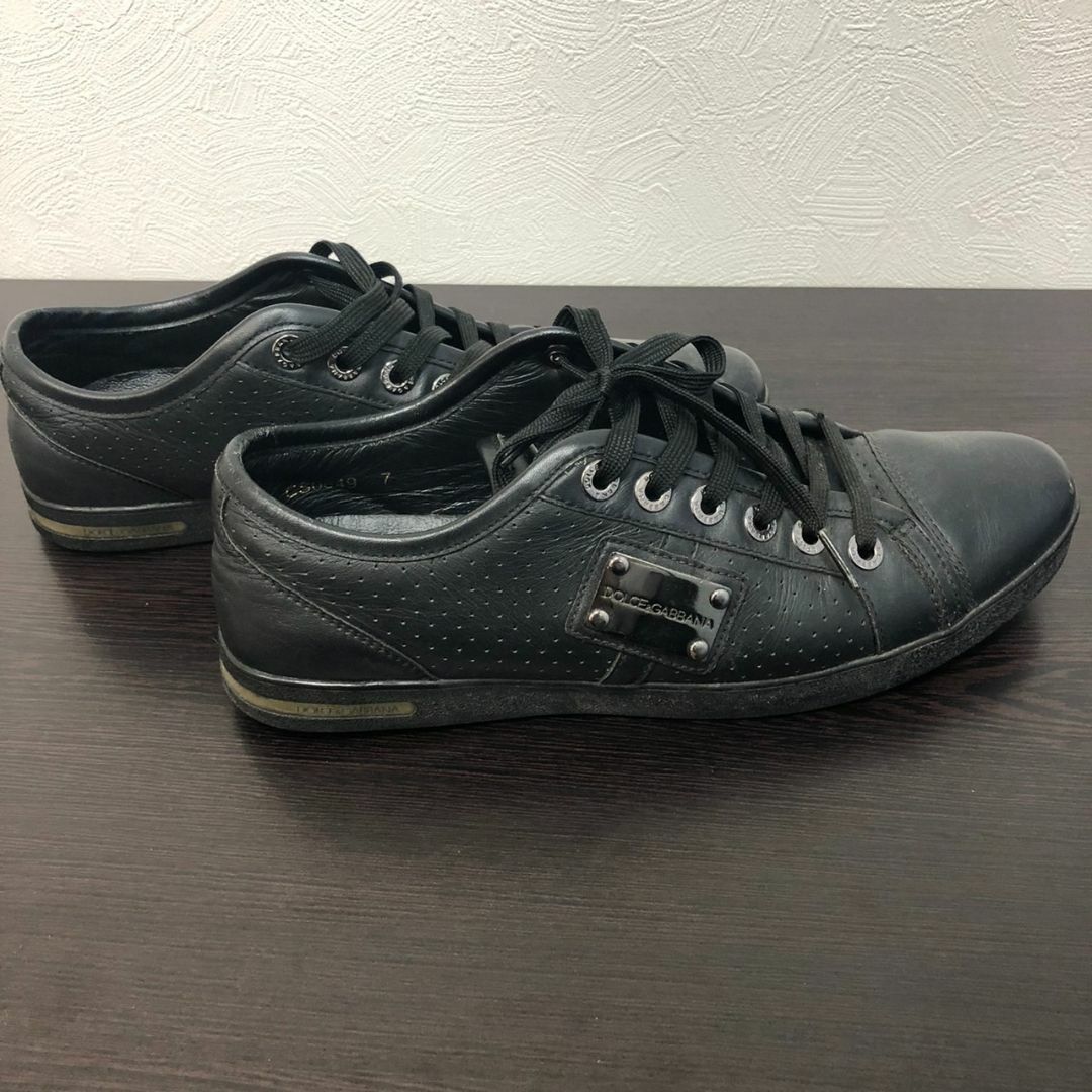 DOLCE&GABBANA(ドルチェアンドガッバーナ)のドルチェ＆ガッバーナ　靴　黒　CS0649　39-40サイズ レディースの靴/シューズ(スニーカー)の商品写真