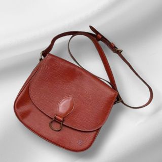 ルイヴィトン(LOUIS VUITTON)のLOUIS VUITTON  ルイヴィトン サンクルー エピ ショルダーバック(ショルダーバッグ)