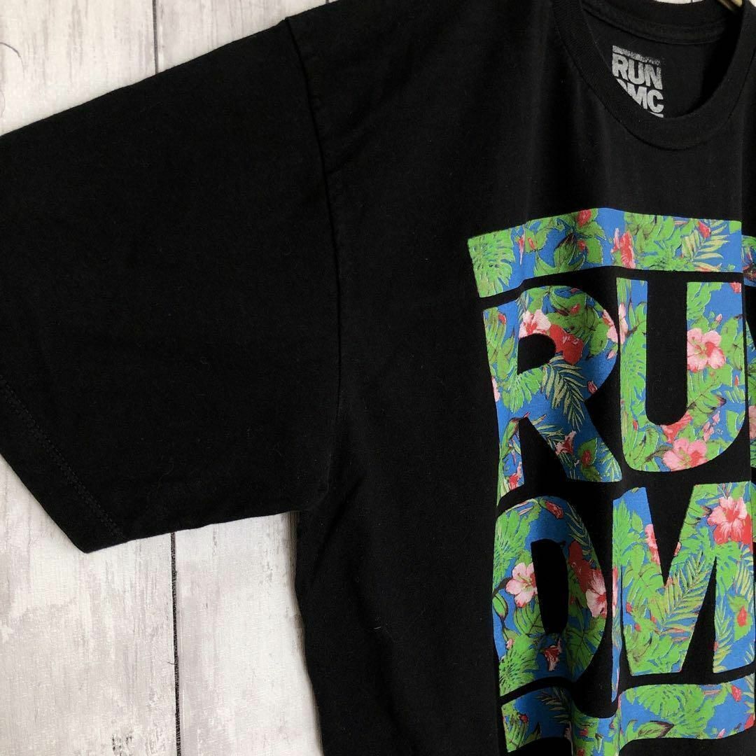 MUSIC TEE(ミュージックティー)のランDMC　RUNDMC　ヒップホップ　ラップ　バンドＴシャツ　黒　メンズ　古着 メンズのトップス(Tシャツ/カットソー(半袖/袖なし))の商品写真