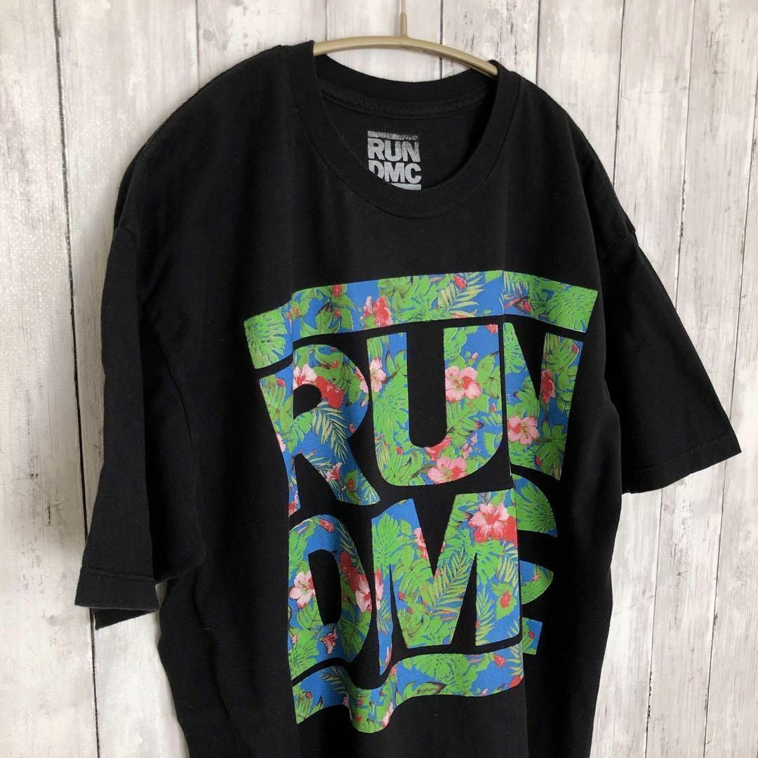 MUSIC TEE(ミュージックティー)のランDMC　RUNDMC　ヒップホップ　ラップ　バンドＴシャツ　黒　メンズ　古着 メンズのトップス(Tシャツ/カットソー(半袖/袖なし))の商品写真