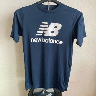 ニューバランス(New Balance)の【最終価格❗️5/31迄】ニューバランス　半袖Tシャツ　ロゴTシャツ　M 紺色(Tシャツ/カットソー(半袖/袖なし))