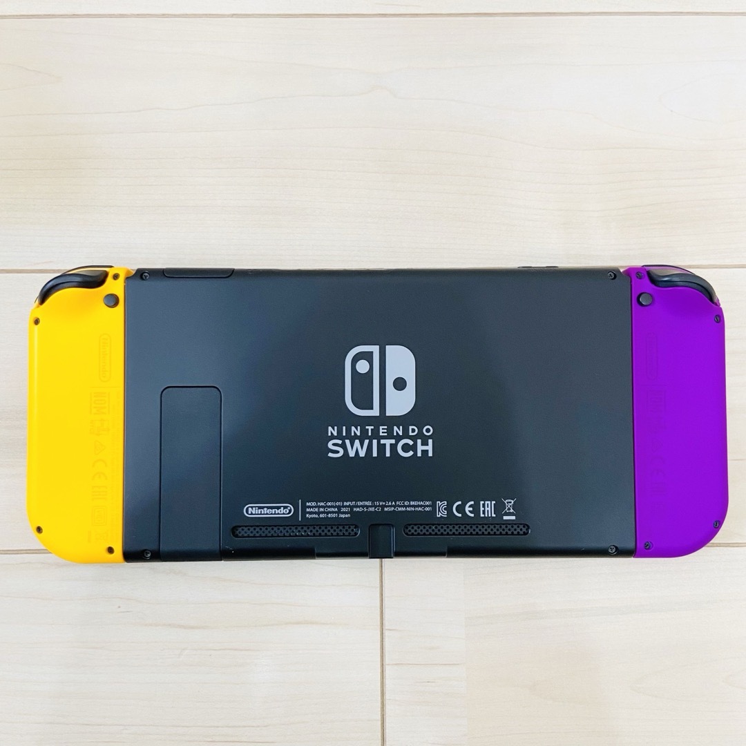 Nintendo Switch(ニンテンドースイッチ)の【未使用に近い】バッテリー強化型　Nintendo Switch スイッチ　本体 エンタメ/ホビーのゲームソフト/ゲーム機本体(家庭用ゲーム機本体)の商品写真