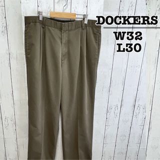 リーバイス(Levi's)のDOCKERS　チノパン　ワークパンツ　カーキグリーン　W33　無地　USA古着(チノパン)