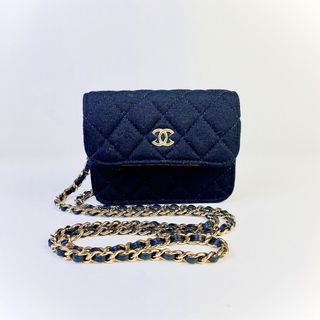 シャネル(CHANEL)のCHANEL シャネル マトラッセ レッド キャンバス ショルダーバッグ ブラック A-1679(ショルダーバッグ)