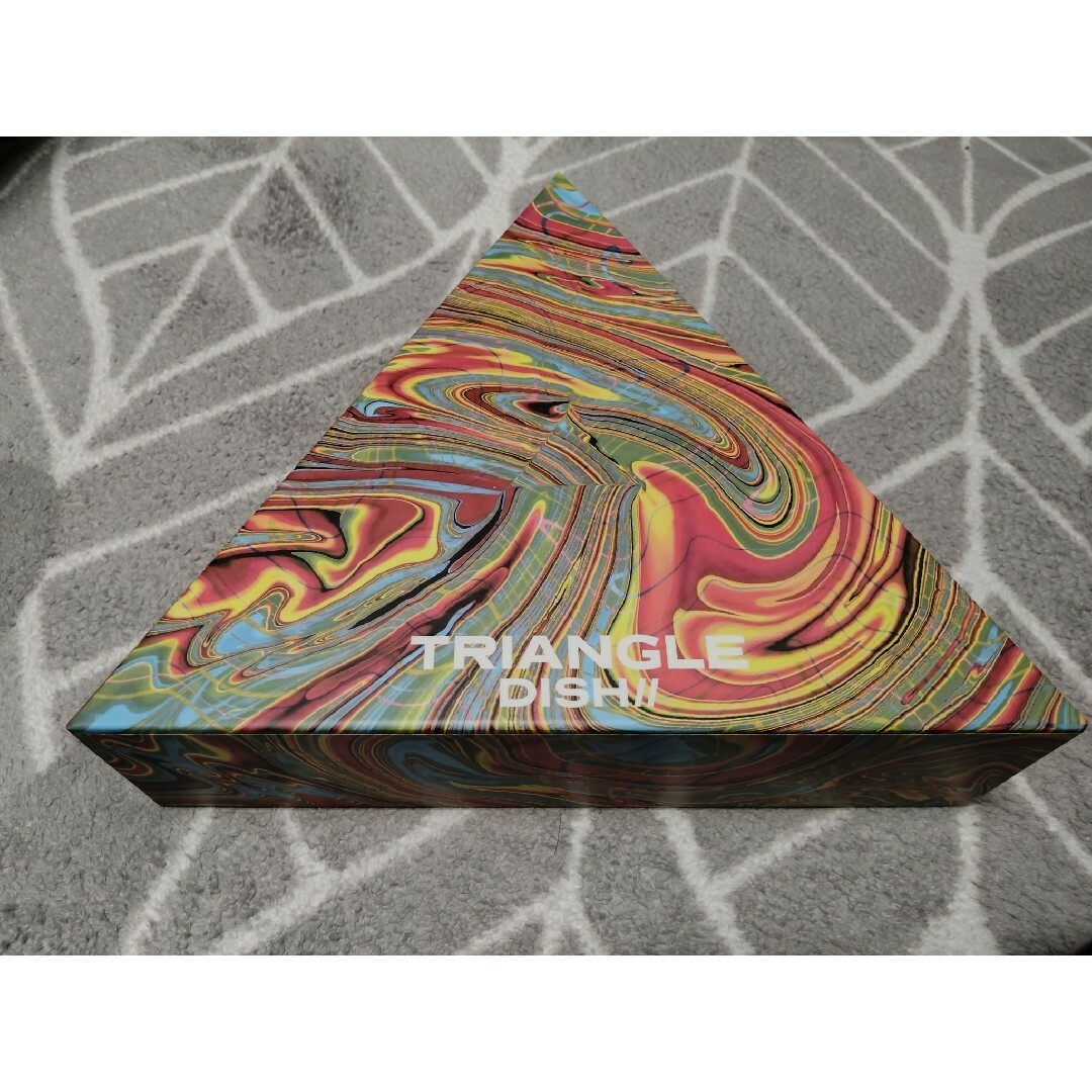 DISH//(ディッシュ)のDISH//　TRIANGLE　完全生産限定盤　TRIANGLE　BOX エンタメ/ホビーのCD(ポップス/ロック(邦楽))の商品写真