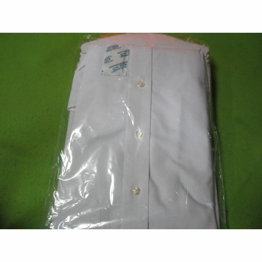 未使用　AITOZ(アイトス) 半袖シャツ(男女兼用) 春夏用 ホワイト メンズのトップス(シャツ)の商品写真