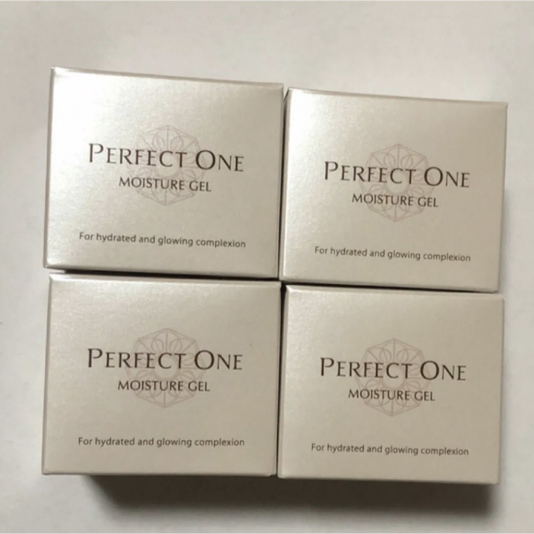 PERFECT ONE(パーフェクトワン)のパーフェクトワン　モイスチャージェル　38g オールインワン　perectone コスメ/美容のスキンケア/基礎化粧品(オールインワン化粧品)の商品写真