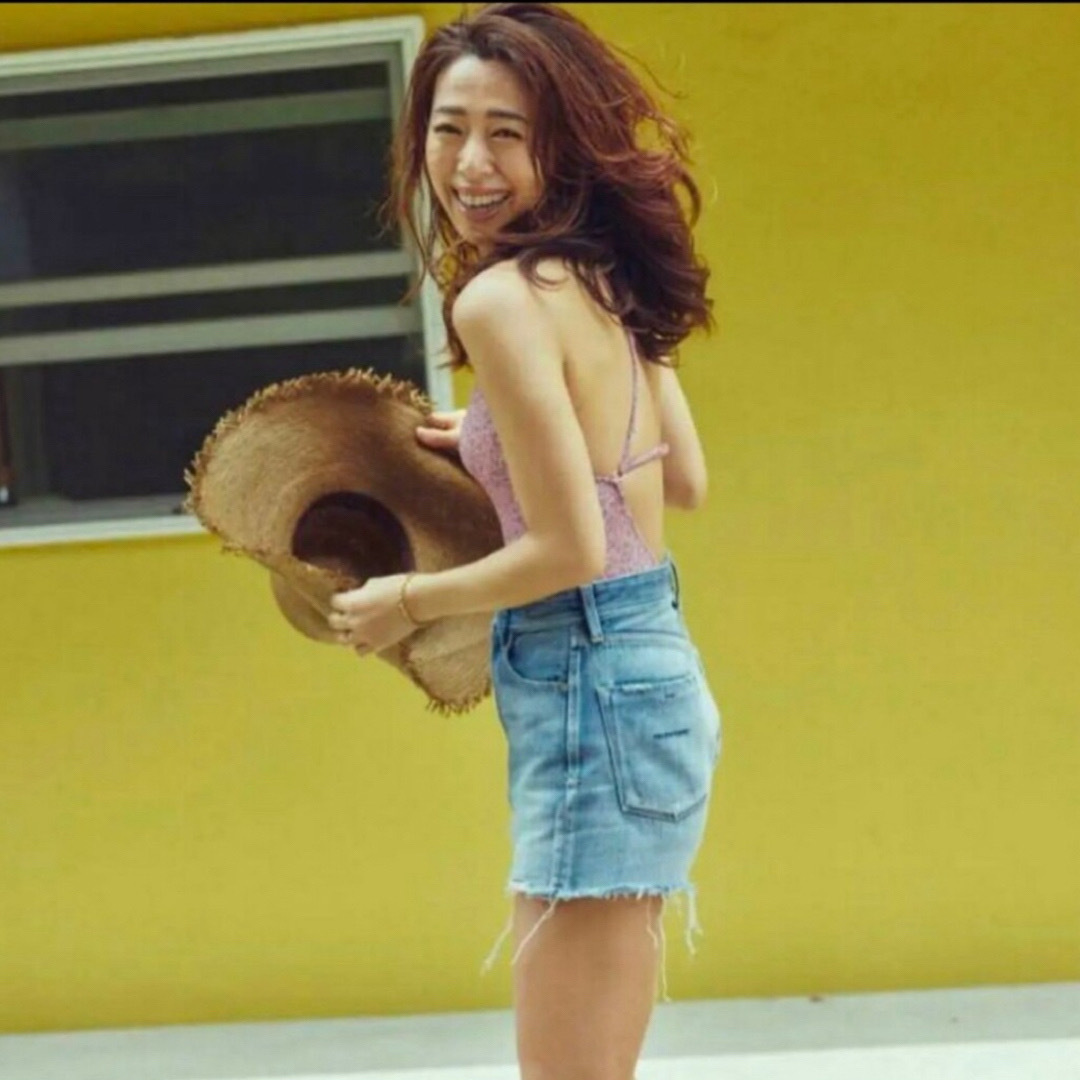 野沢和香 ヤヌークコラボデニムショートパンツ sunny 野沢和香 ヤヌークコラボデニムショートパンツ sunny