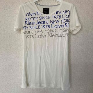 カルバンクラインTシャツ