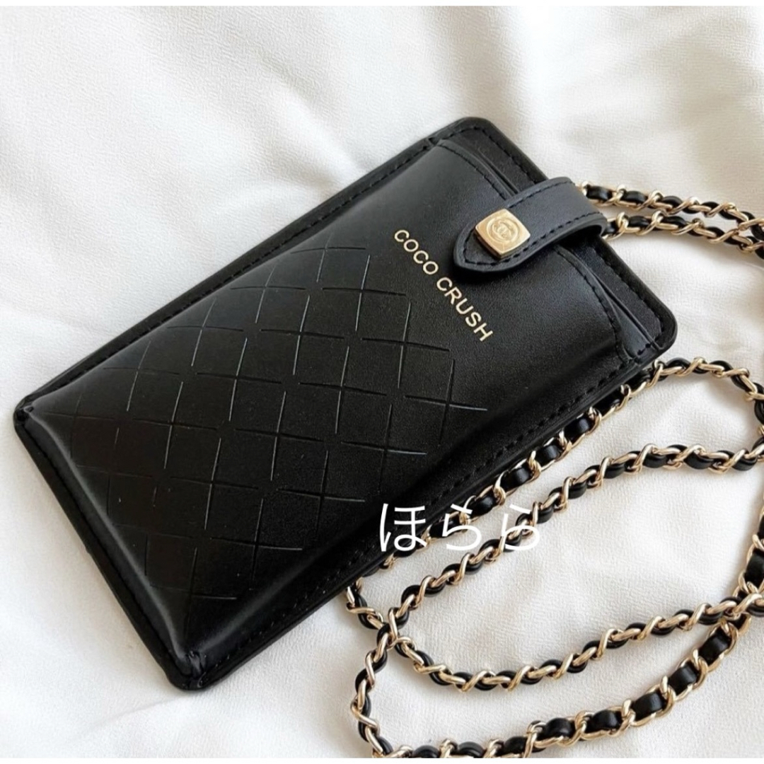 CHANEL(シャネル)のシャネルノベルティカードケース チェーン付きCHANEL黒スマホケース非売品新品 レディースのファッション小物(ポーチ)の商品写真