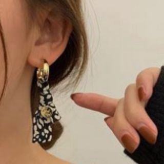 ピアス　(ピアス)