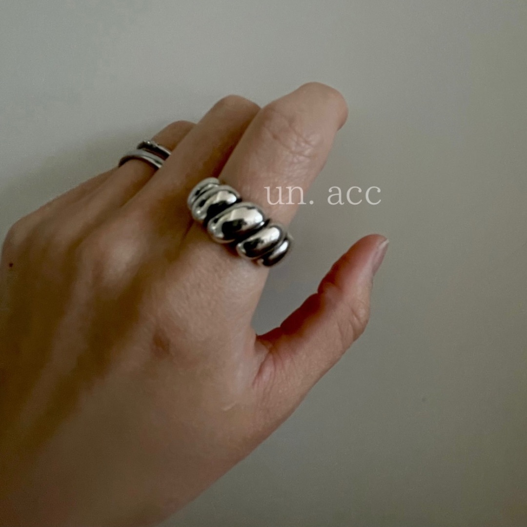 silver925 ツイスト いぶし リング 金属アレルギー対応 レディースのアクセサリー(リング(指輪))の商品写真