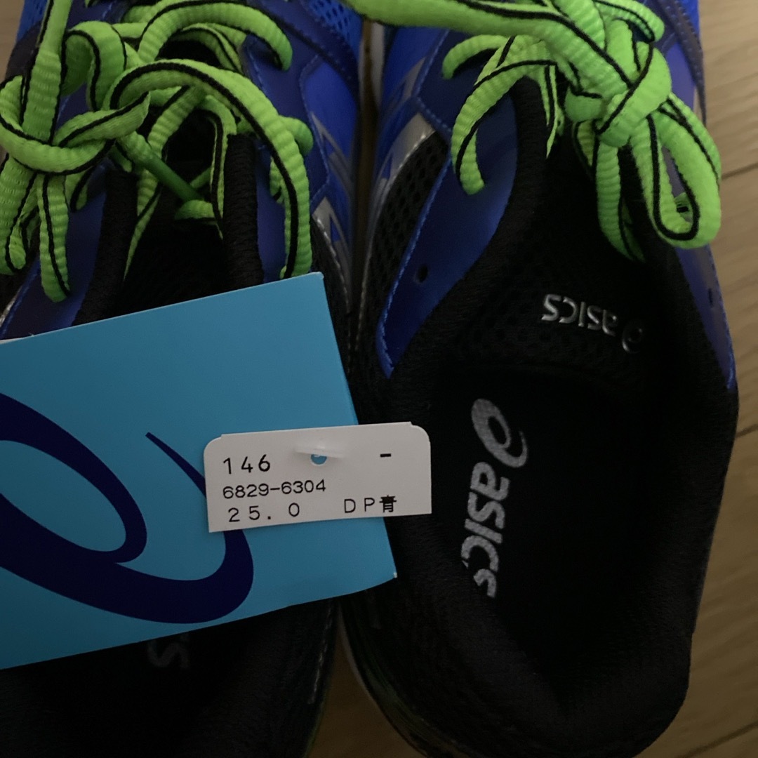 asics(アシックス)のアシックス　スニーカー25 キッズ/ベビー/マタニティのキッズ靴/シューズ(15cm~)(スニーカー)の商品写真