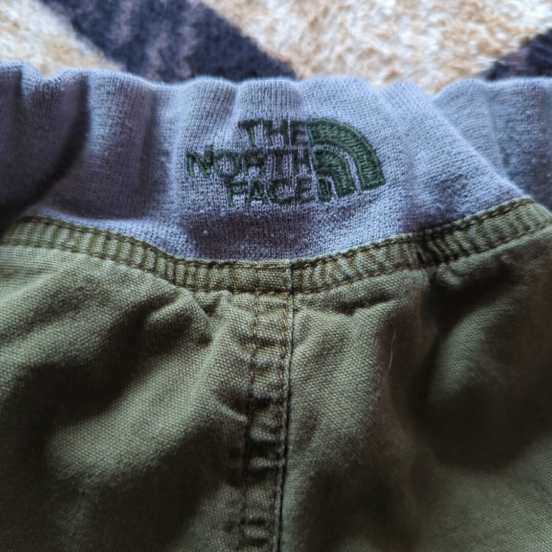 THE NORTH FACE(ザノースフェイス)のノースフェイス ズボン カーゴパンツ キッズ/ベビー/マタニティのキッズ服男の子用(90cm~)(パンツ/スパッツ)の商品写真