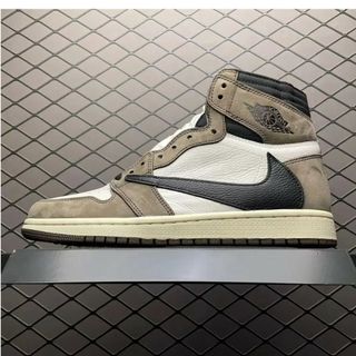 トラヴィス airJordan1 レトロ high OG ダークモカ(スニーカー)